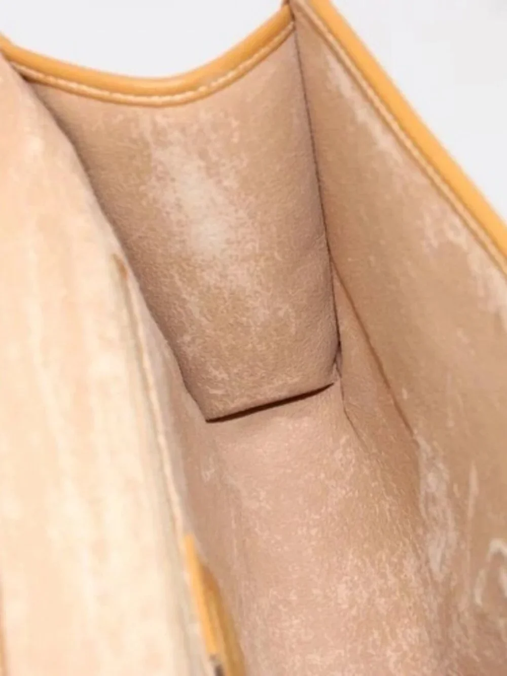 GUCCI Micro GG Supreme Shoulder Bag PVC Beige - Picture 8 of 16